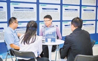 发展科技 让科技软服务创造发展硬实力